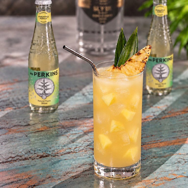 Pineapple Punch con Pineapple Punch Mr Perkins